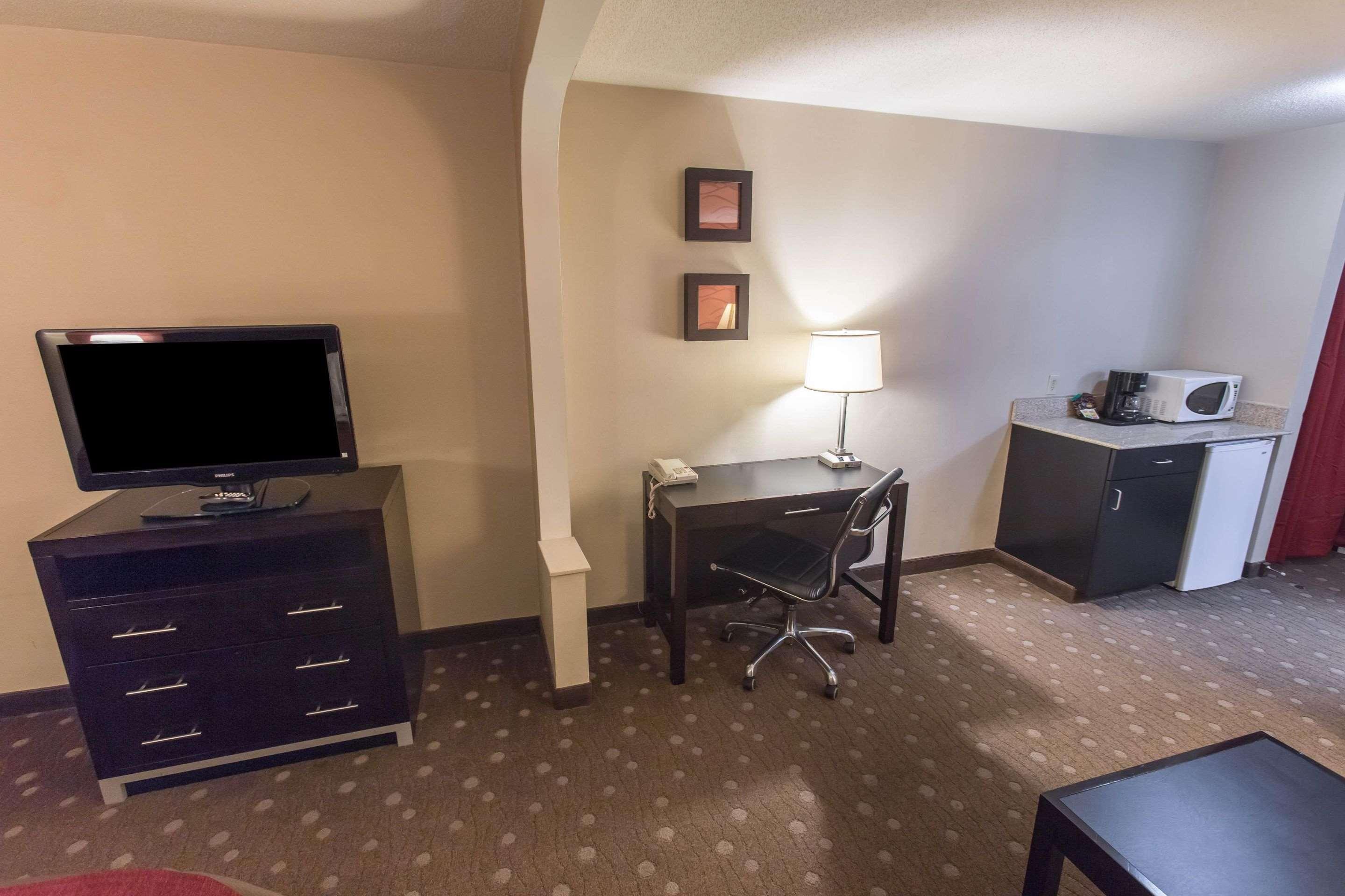Comfort Inn Crafton Екстер'єр фото
