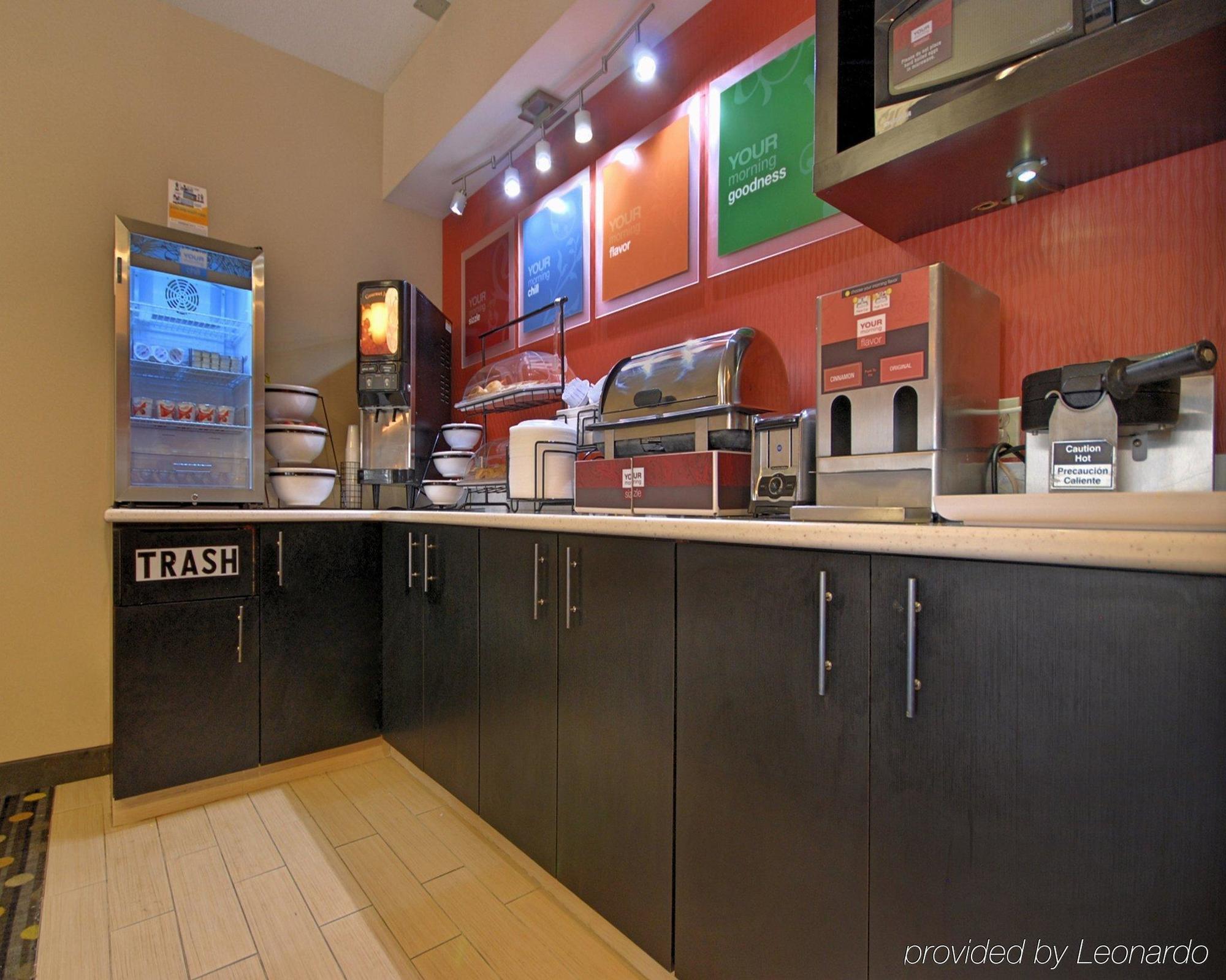 Comfort Inn Crafton Екстер'єр фото
