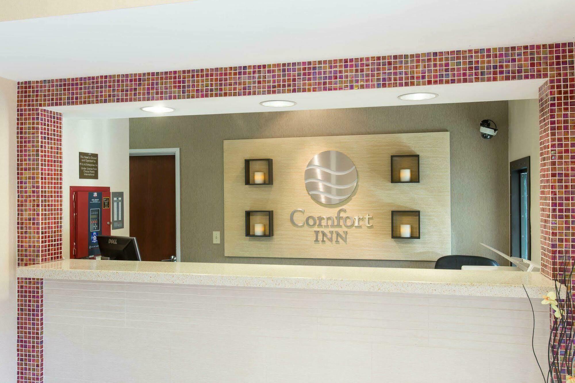 Comfort Inn Crafton Екстер'єр фото